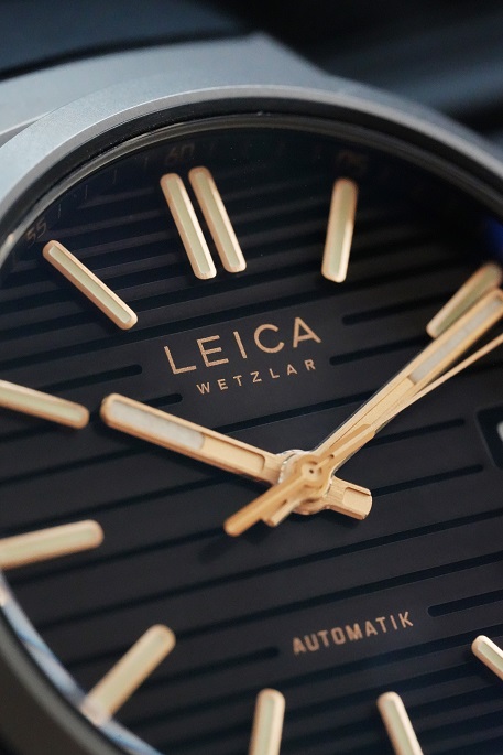 LEICA
