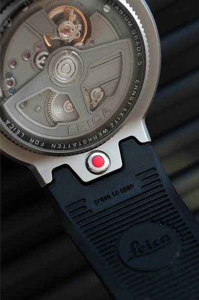 LEICA